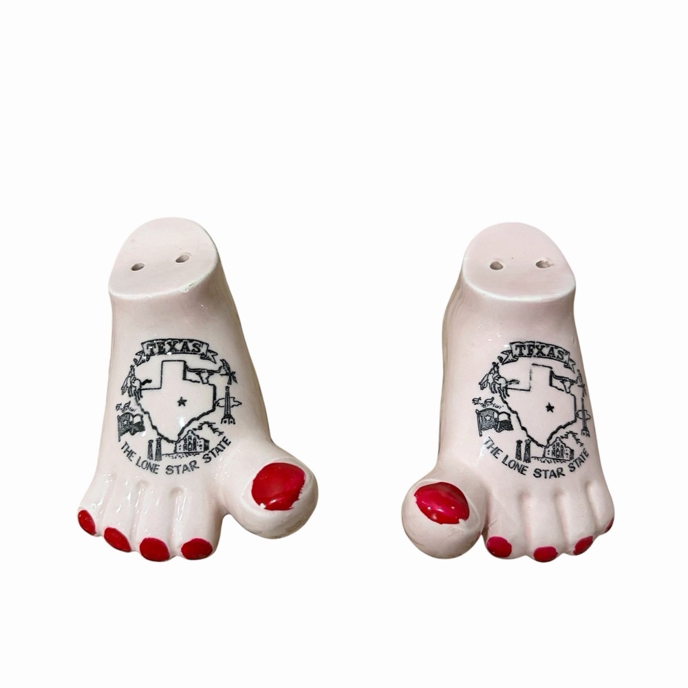 SOUVENIR TEXAS (FEET) CERAMIC SALT AND PEPPER SHAKERS THE LONE-STAR STATE